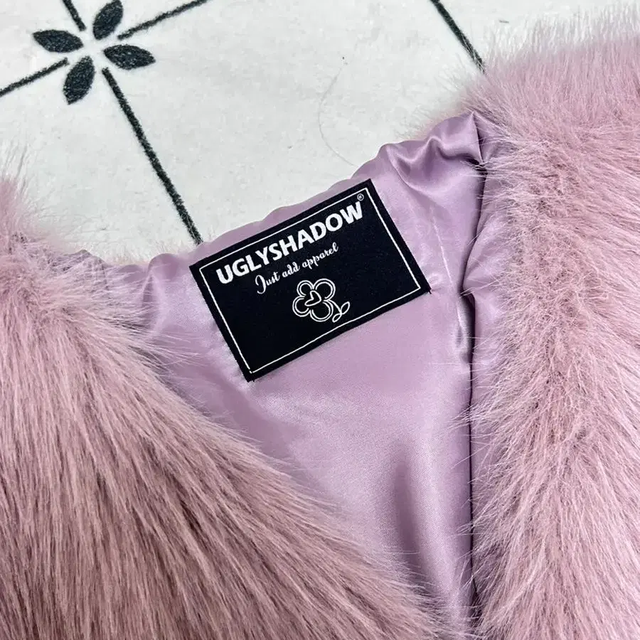 어글리쉐도우 퍼 자켓 SHORT CROP FUR JACKET(PINK)