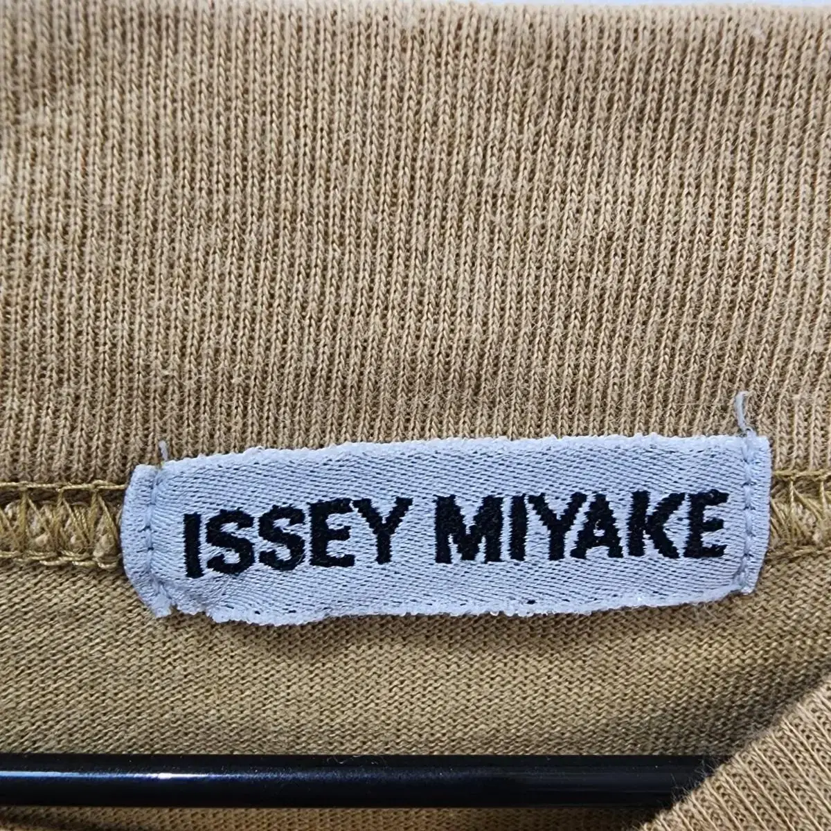 이세이미야케(IsseyMiyake) 민소매 티셔츠