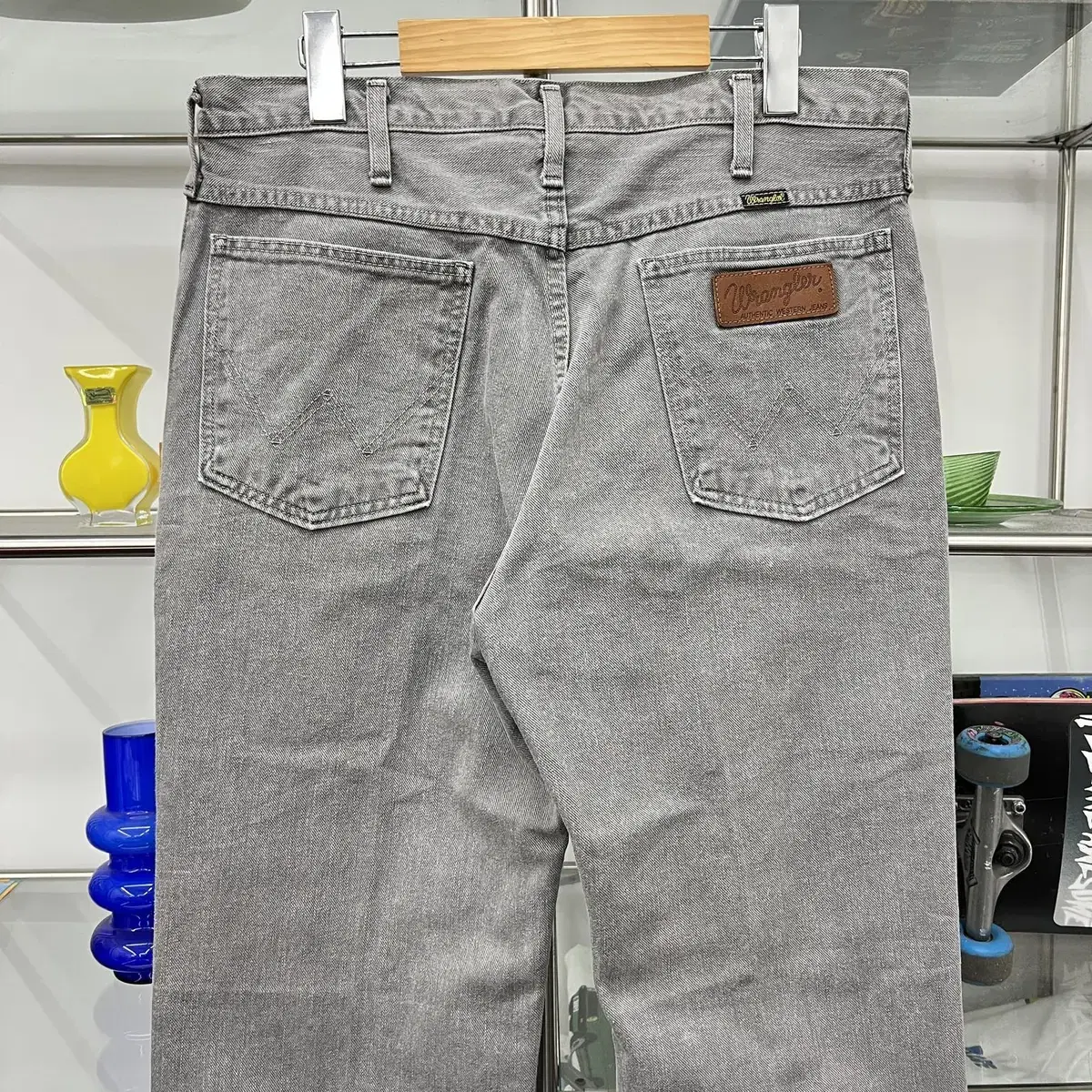 랭글러 wrangler  그레이 데님 팬츠 (Made in Japan)