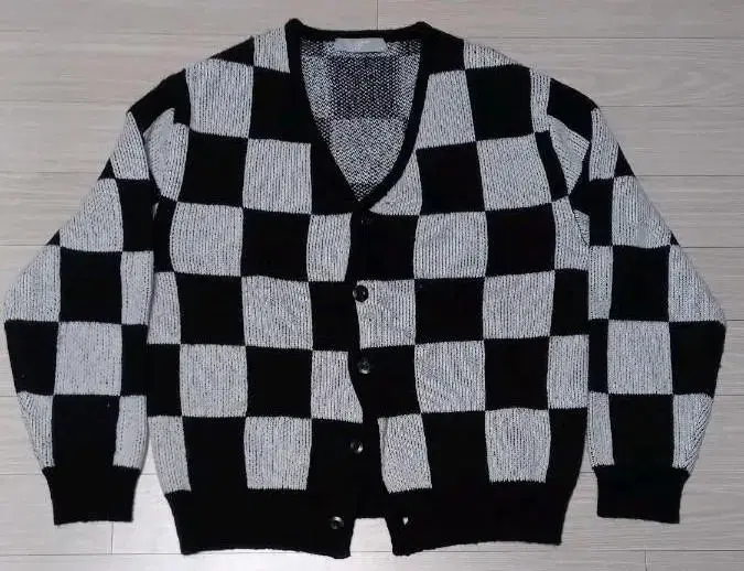 *8 Seconds Checked Knit Cardigan*