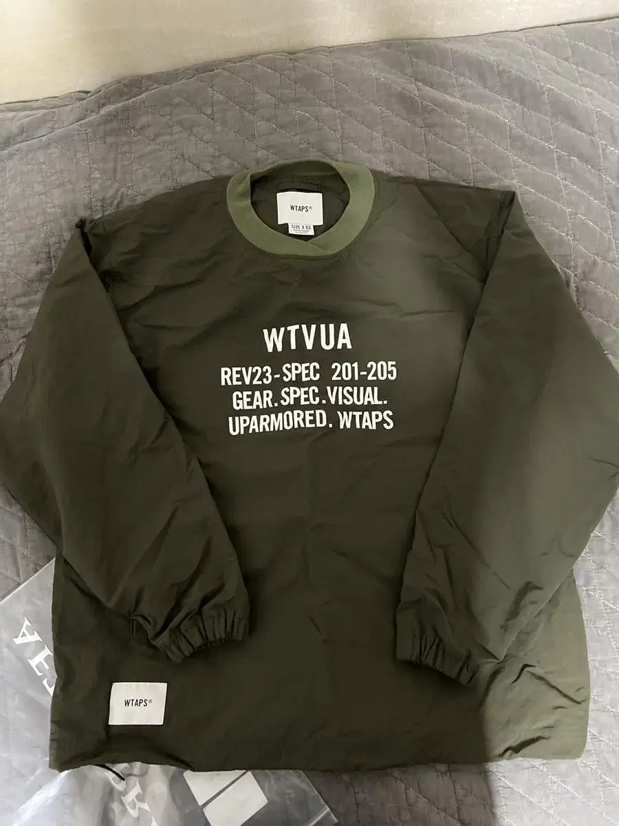 더블탭스 WTAPS 나일론 맨투맨