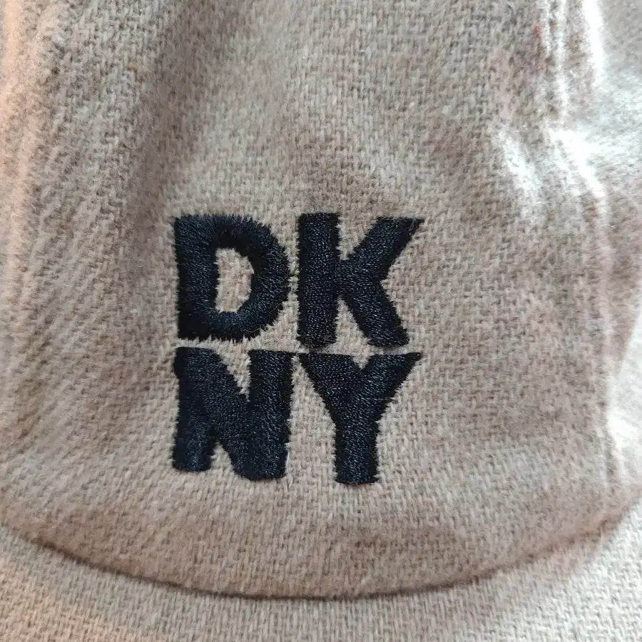 dkny 도나카란 뉴욕 90s 자수로고 울 스냅백