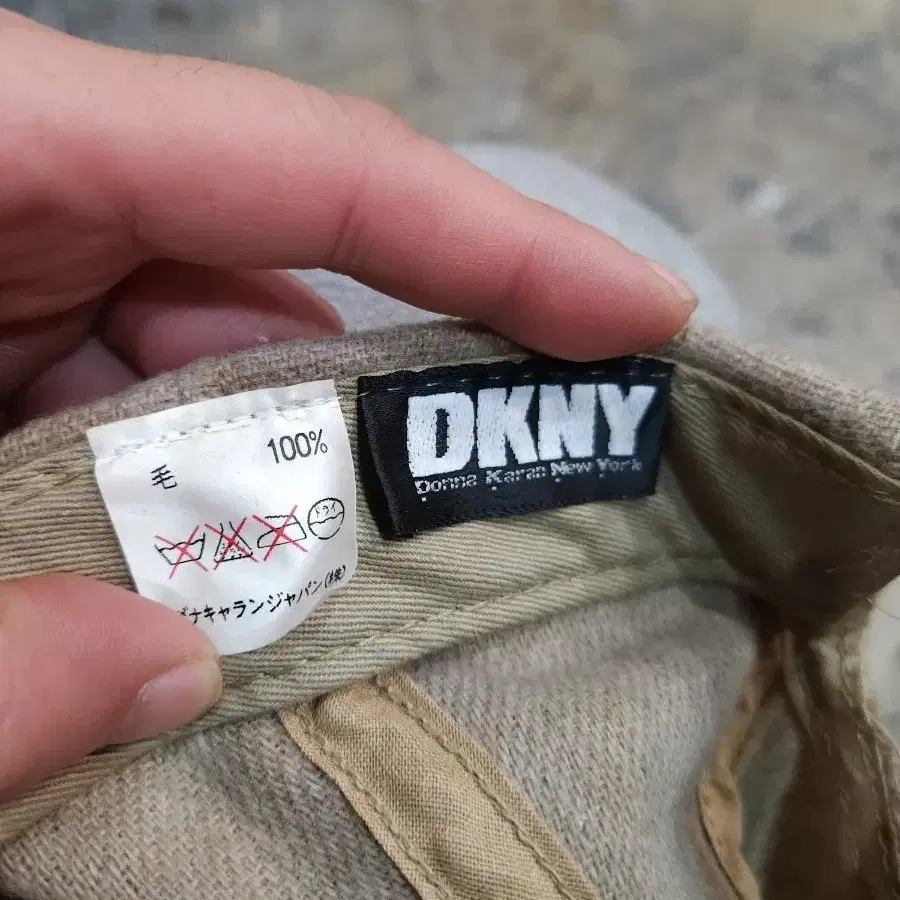 dkny 도나카란 뉴욕 90s 자수로고 울 스냅백