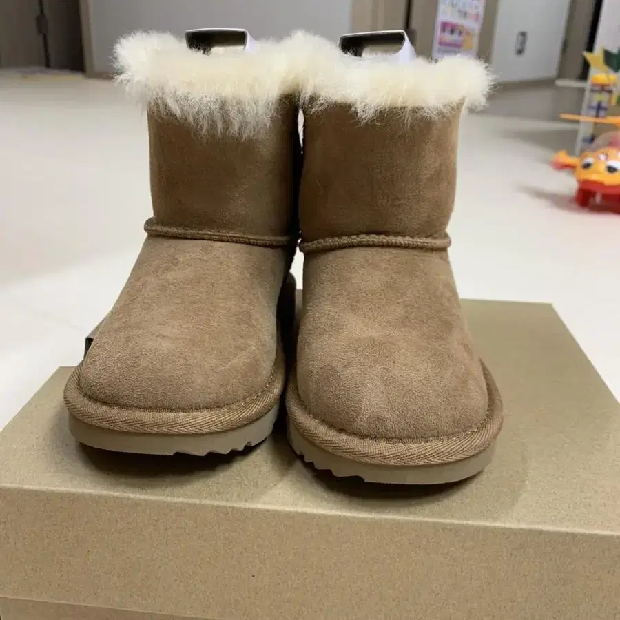 어그 미니 베일리보우2 ugg mini bailey bow2