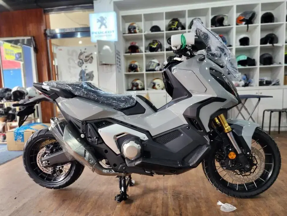 (신차) 2023년식 혼다 X-ADV 750 판매합니다.