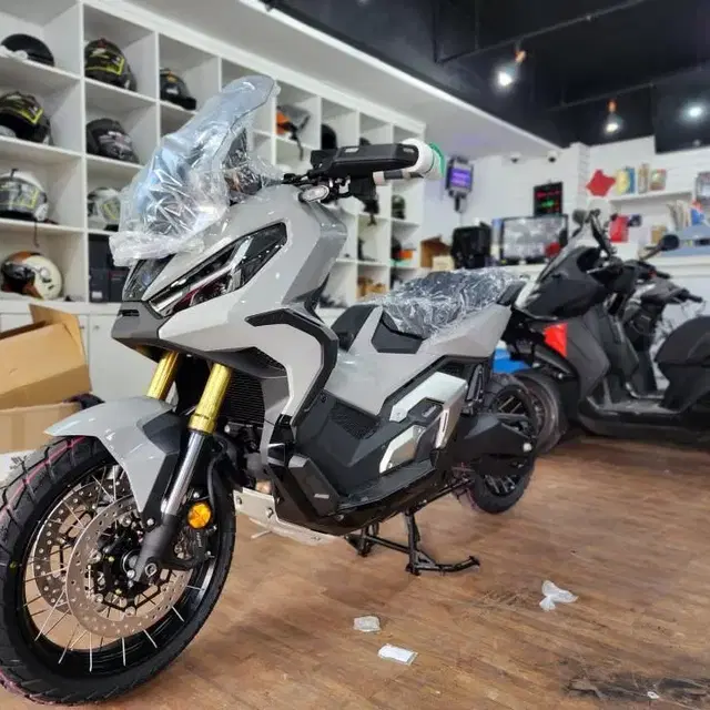 (신차) 2023년식 혼다 X-ADV 750 판매합니다.