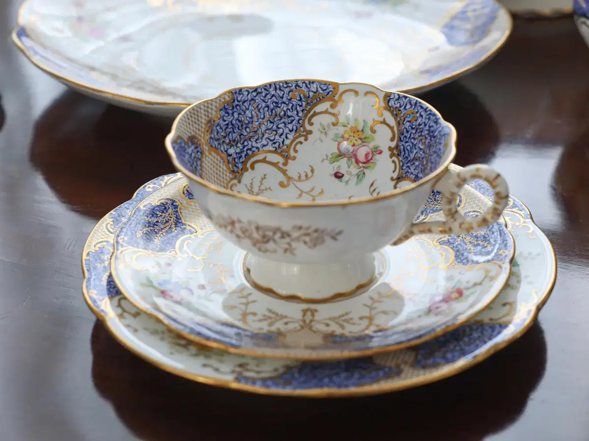 콜포트(coalport) 티잔 트리오