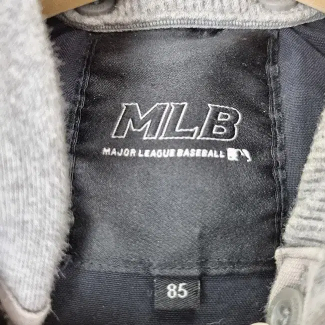 R8970 엠엘비 MLB 여85호 투톤 야구점퍼 패딩조끼/더크