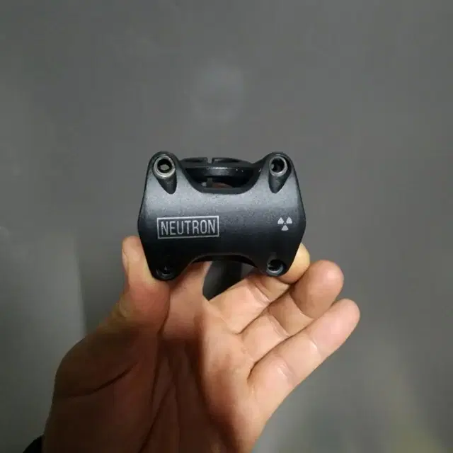 누크프르프(Nukeproof) 뉴트론(NEUTRON) 31.8mm 스템