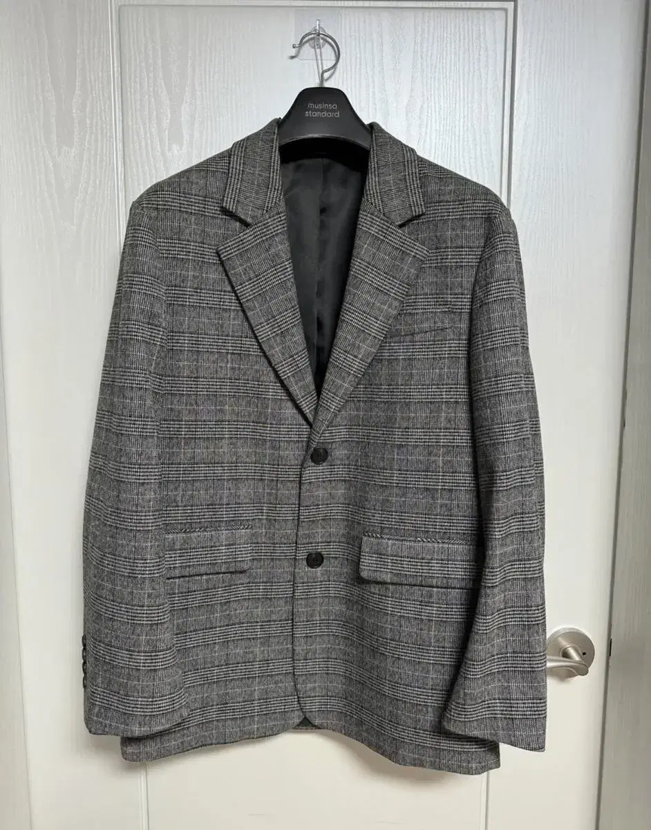 LOFI Semi Off-White Check Jacket