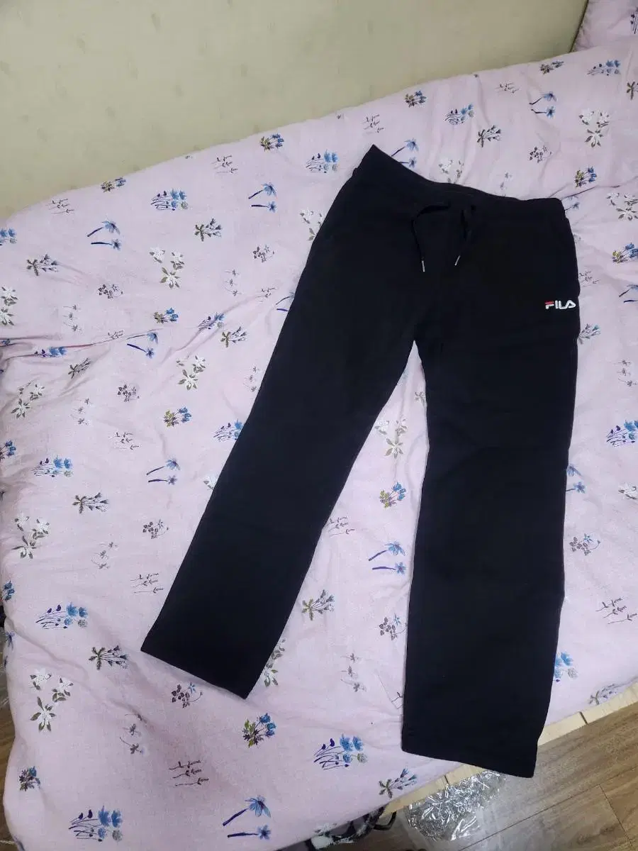 Pilar Sweatpants L