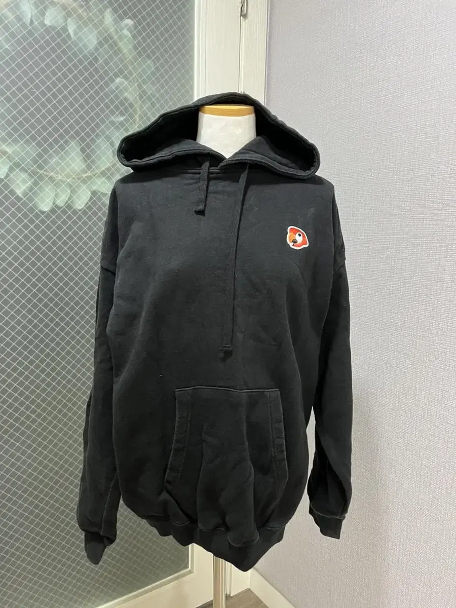 Kanko Hoodie size 2