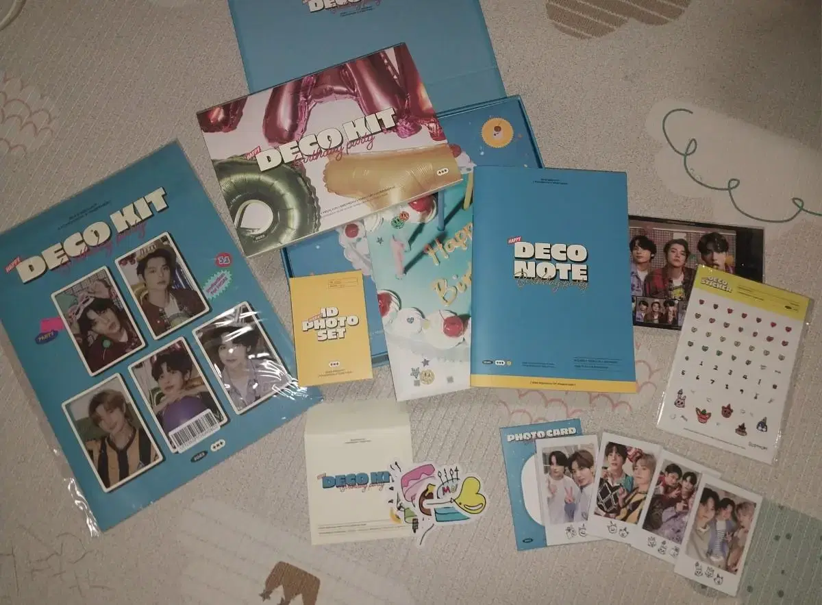 TXT Deco Kit wts sell with free sharing pre-order benefit