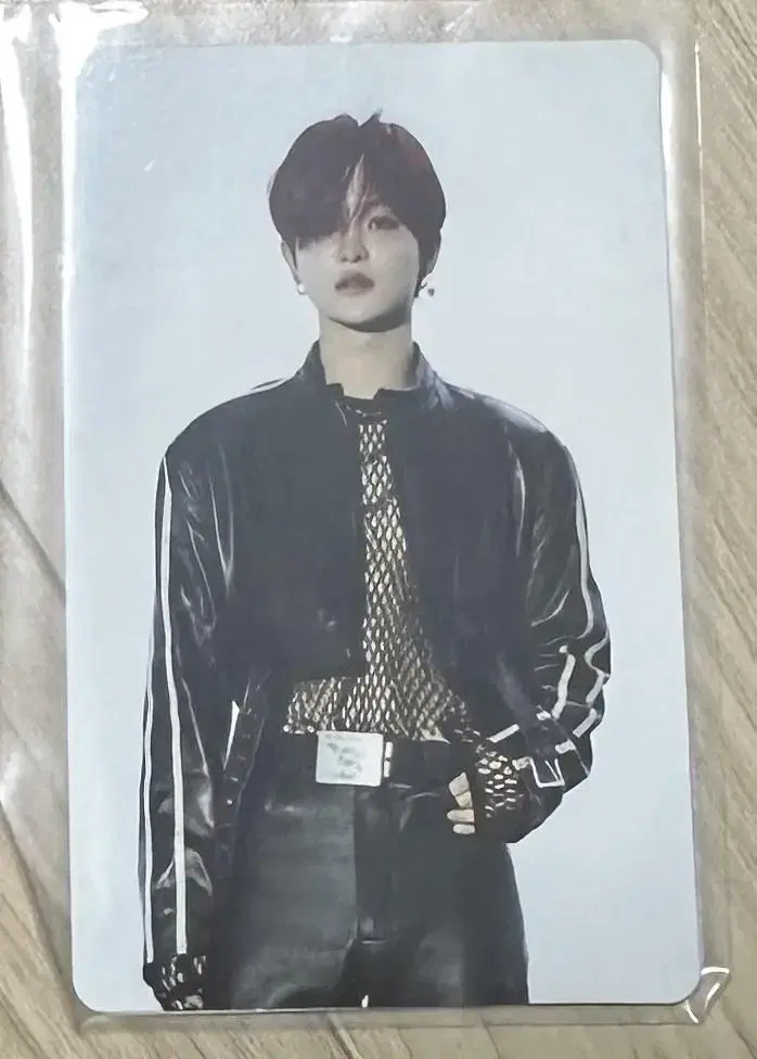 Treasure Reboot photobook jihoon photocard