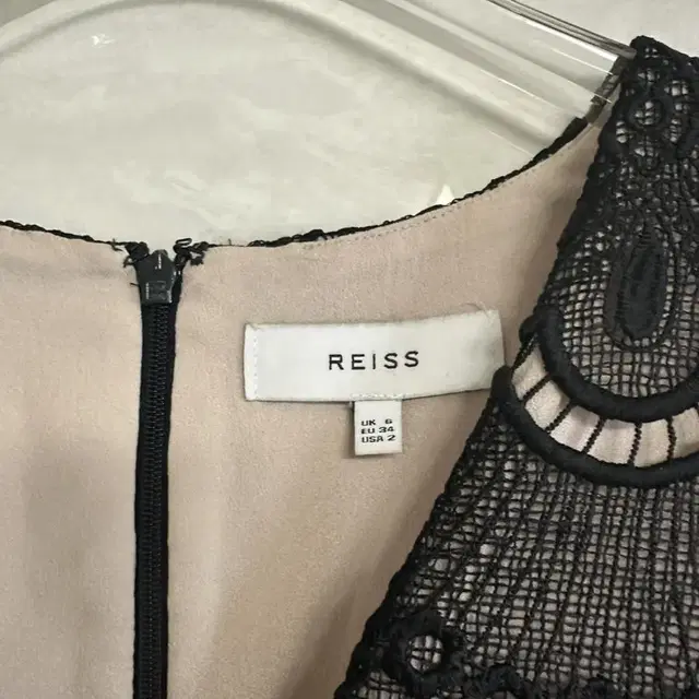 새상품 size 55-66. 새상품 리스 REISS 레이스 브이넥 원피스