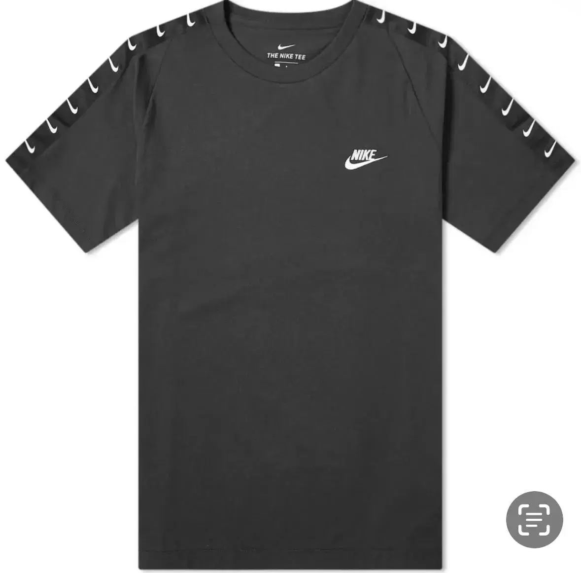 Nike Swoosh Short Sleeve Short Sleeve T-Shirt L