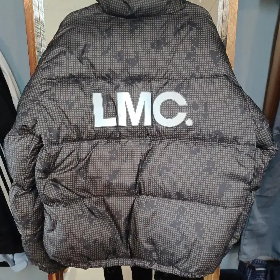 lmc 리버시블 덕다운 패딩 m~L