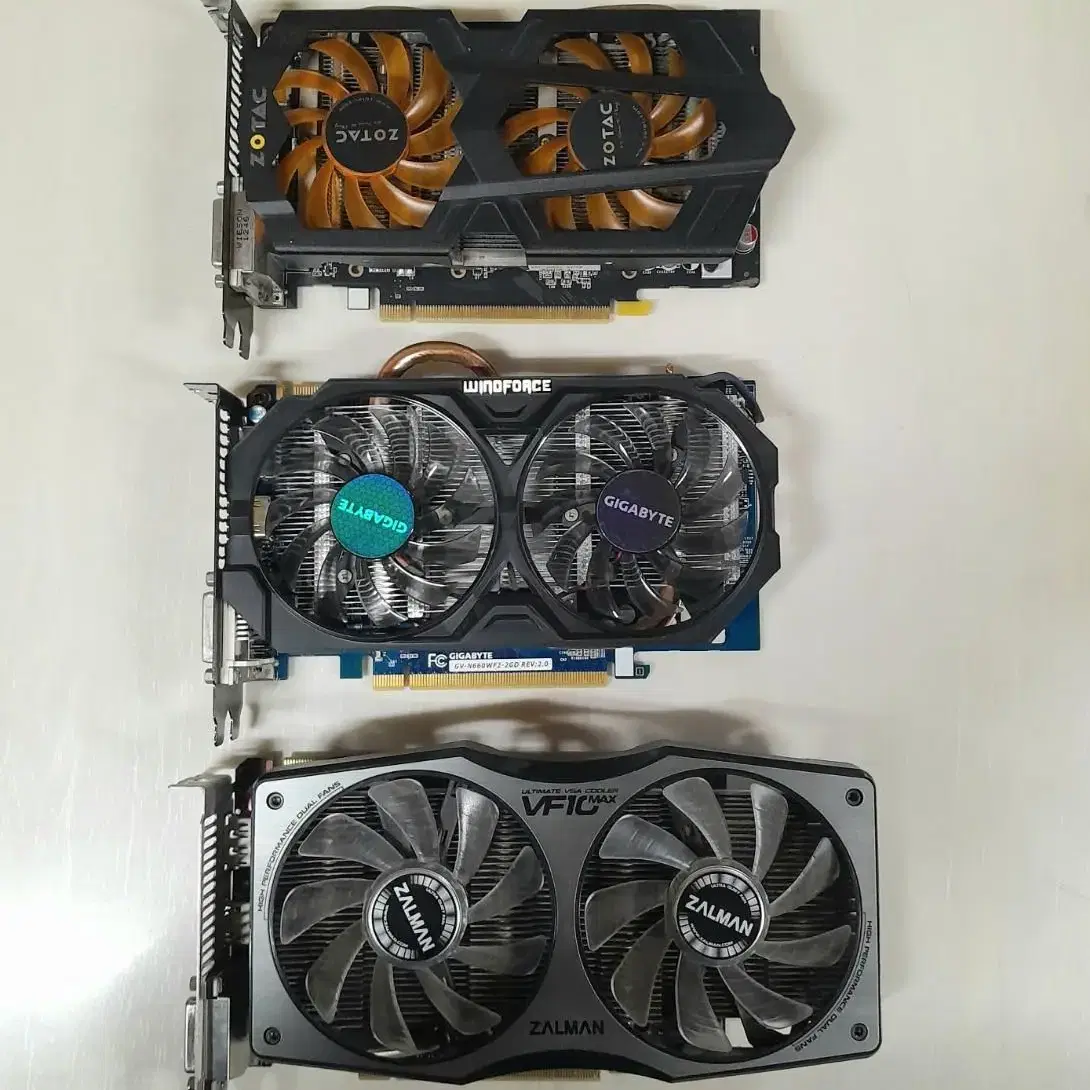 컴퓨터 그래픽카드 GTX 660 2GB 2팬 (기가/조텍/잘만 각개당)