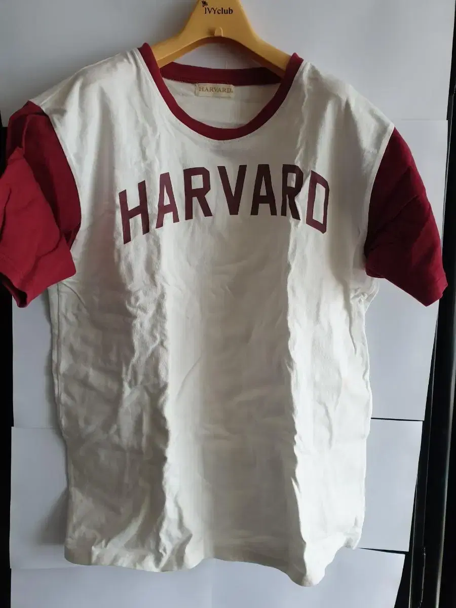 Harvard t-shirt very thick