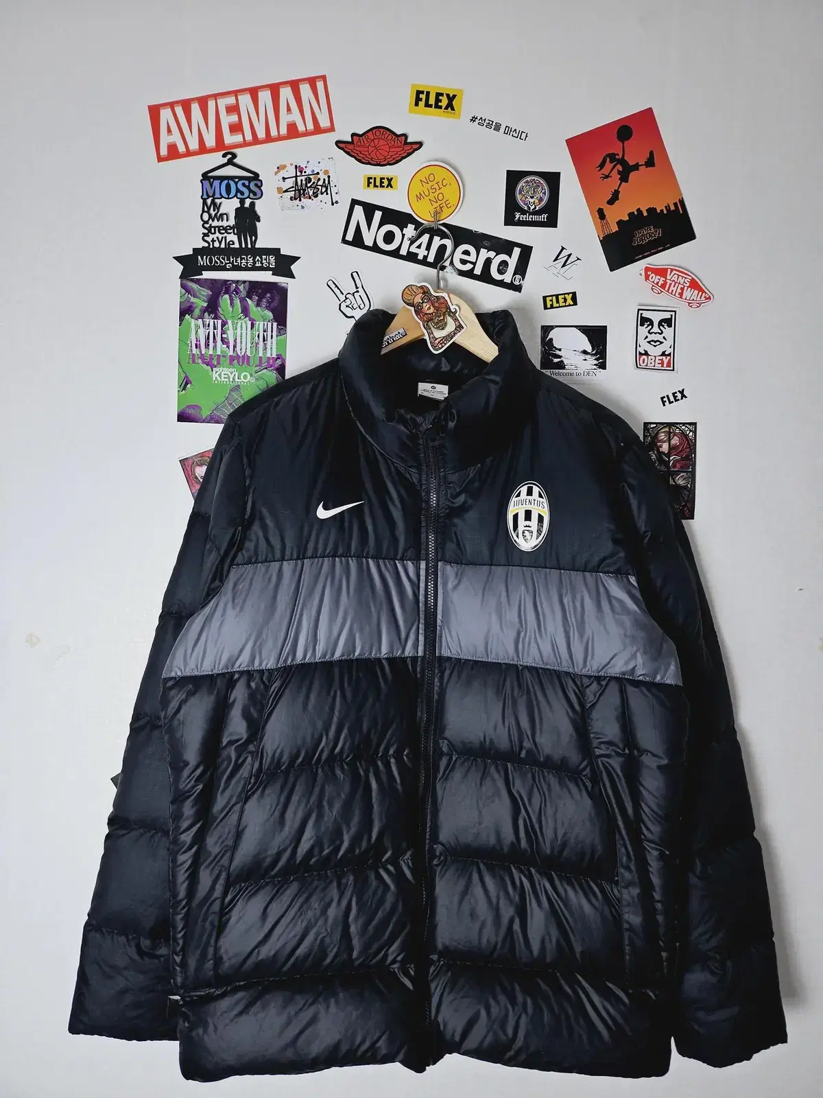 Old School Nike Juventus Duck Padding