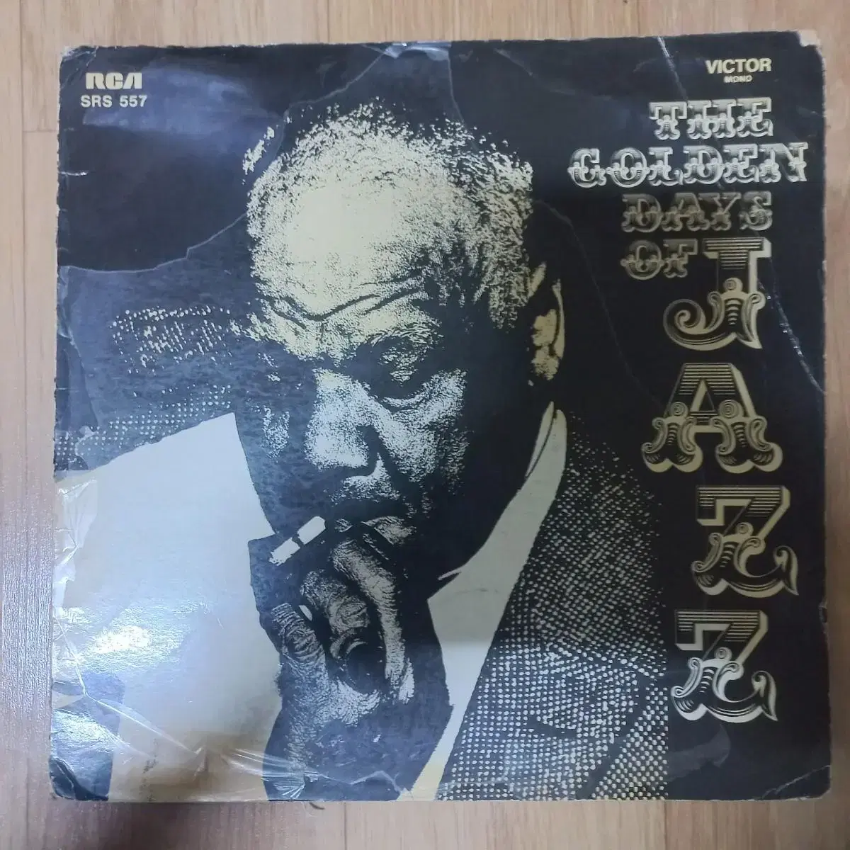 Lp중고 THE GOLDEN DAYS OF JAZZ 음반 판매합니다.