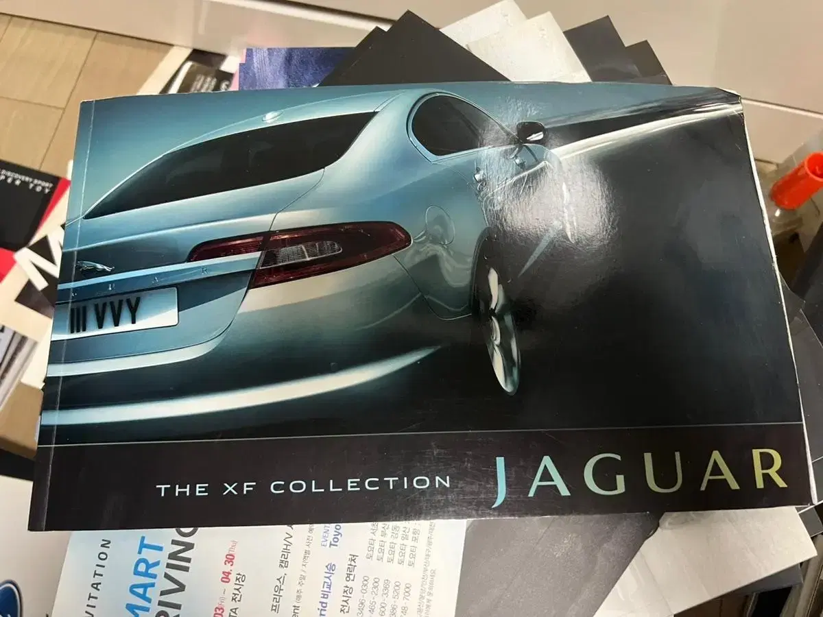 Jaguar XF Car Catalog