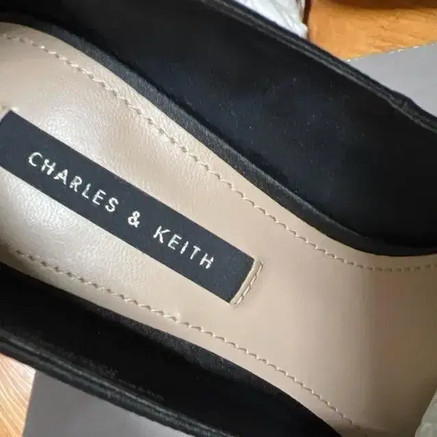 Charles&keith 구두 36사이즈 새상품