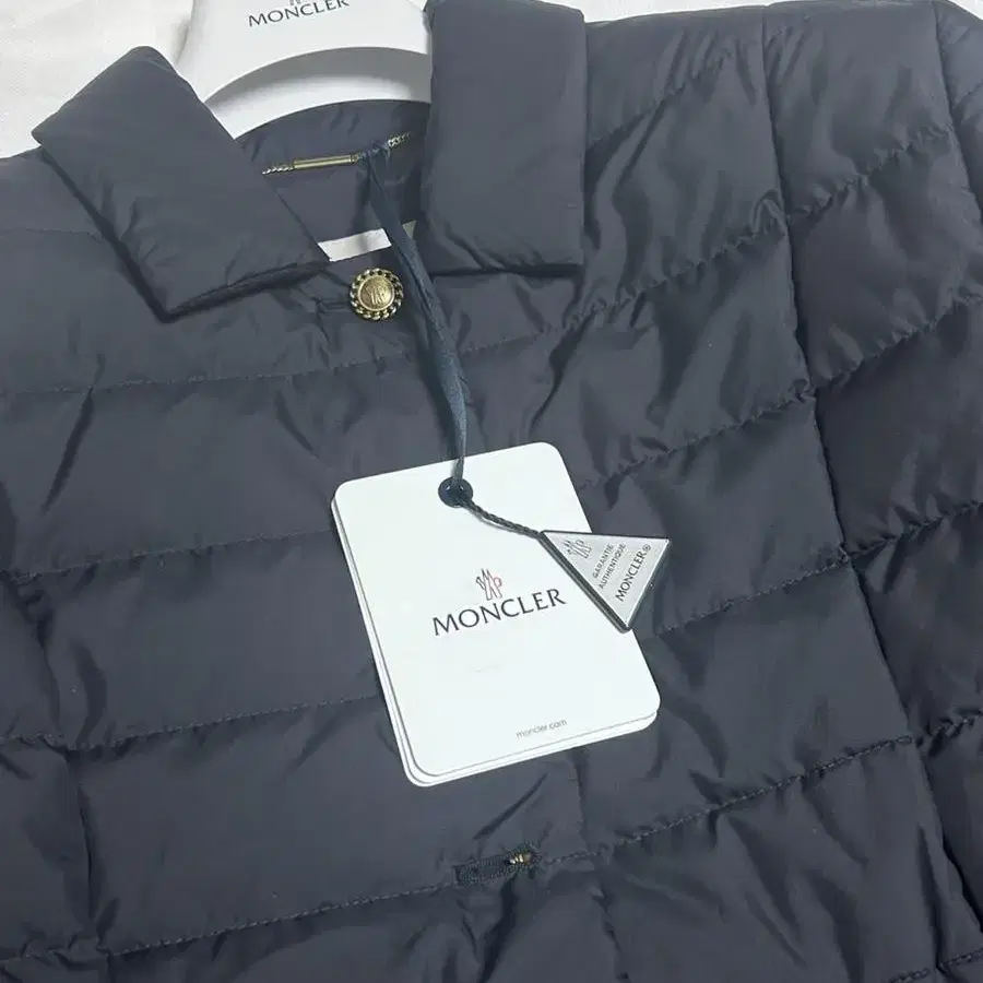 moncler 몽클레어 플론전 쇼트 다운 재킷 패딩 (다크블루)