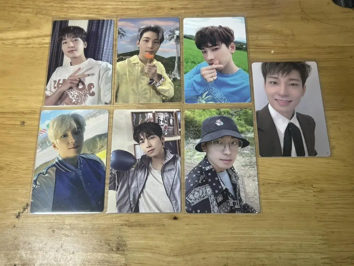 Seventeen photocard sells (Enul welcome)