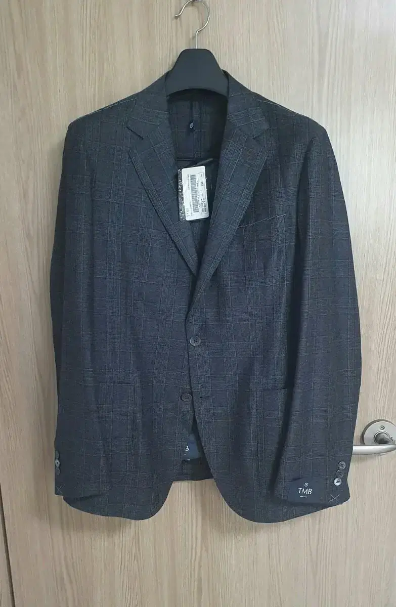 (New) Daks Genuine Spring & Summer Price2.4 million Italian direct imported top quality suit set