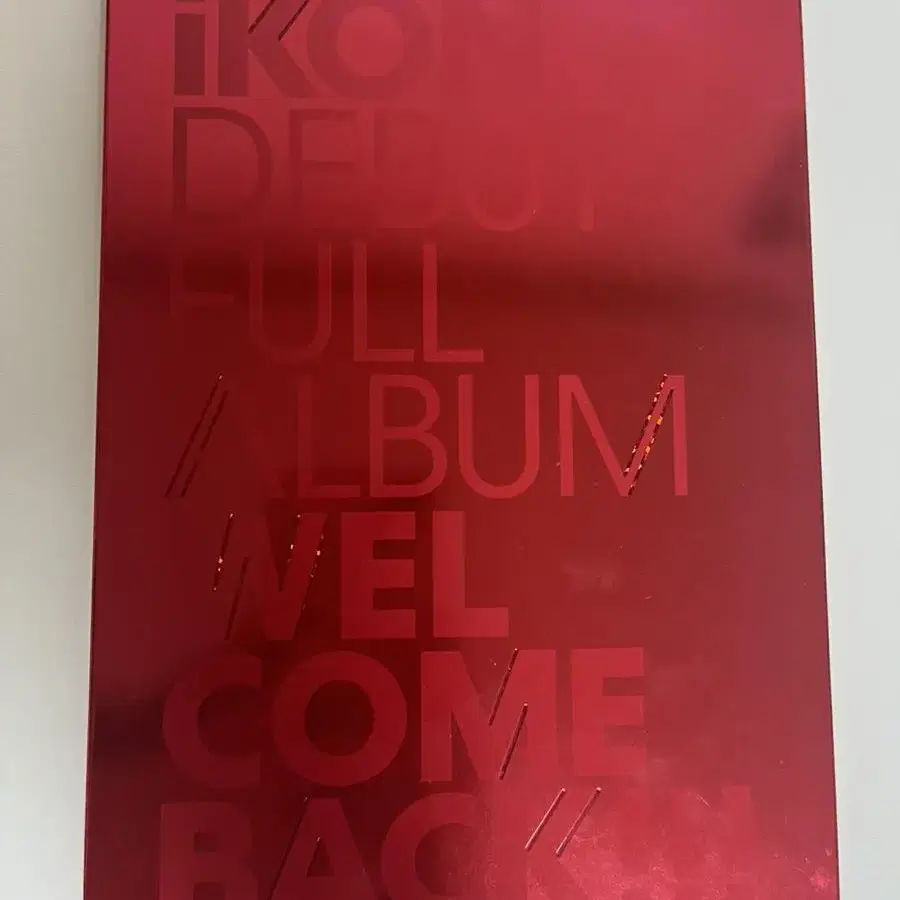 아이콘 데뷔 앨범 wellcomeback red ver.