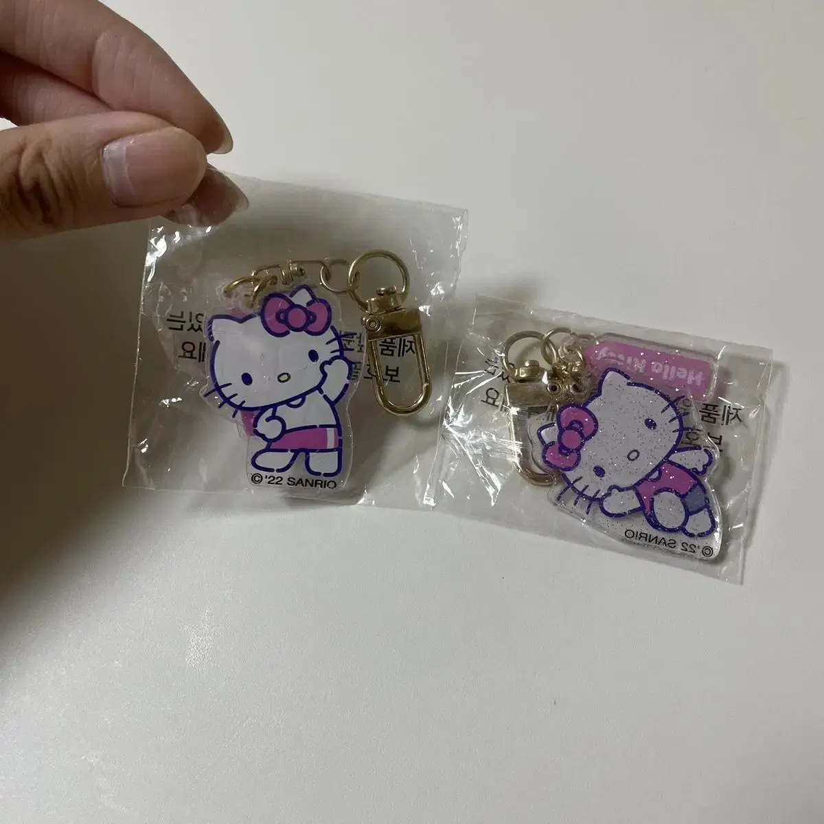 Sanrio Hello Kitty Random keyring in bulk