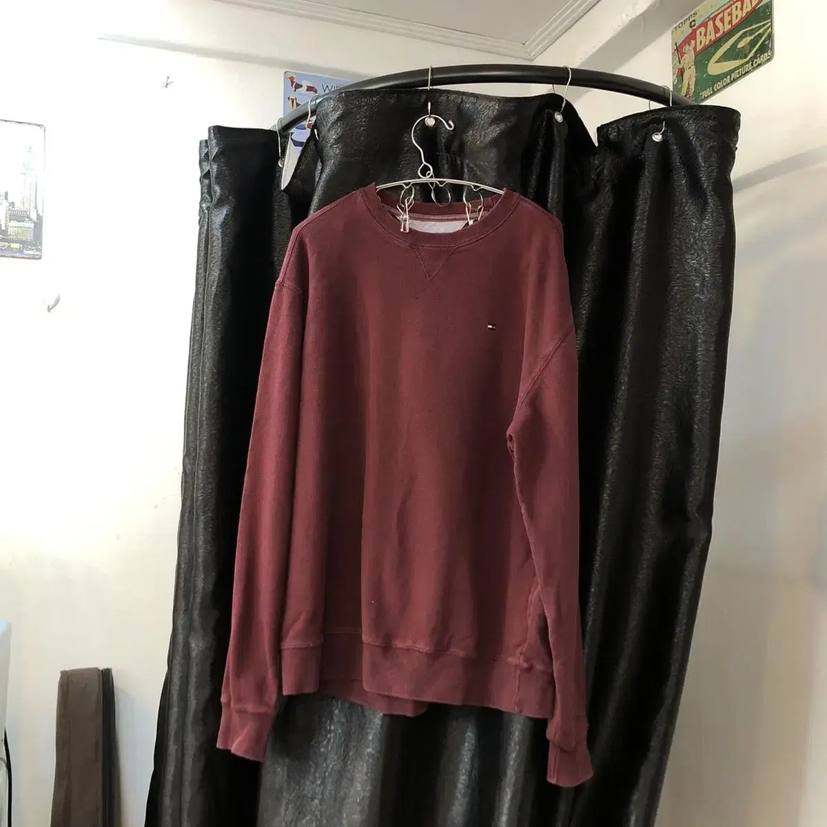 Vintage Tommy hilfiger burgundy mtm