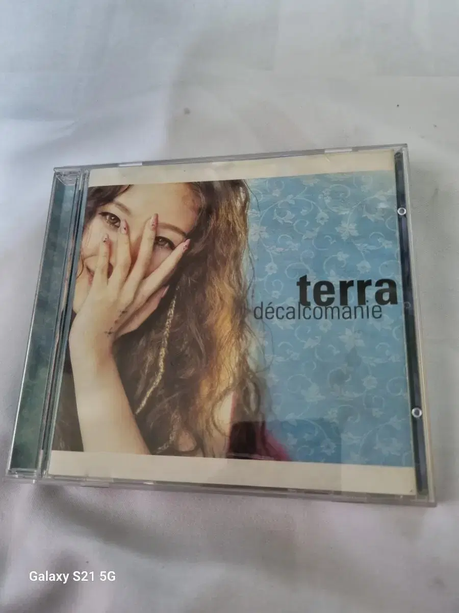 테라 Terra 1집 decalcomanie