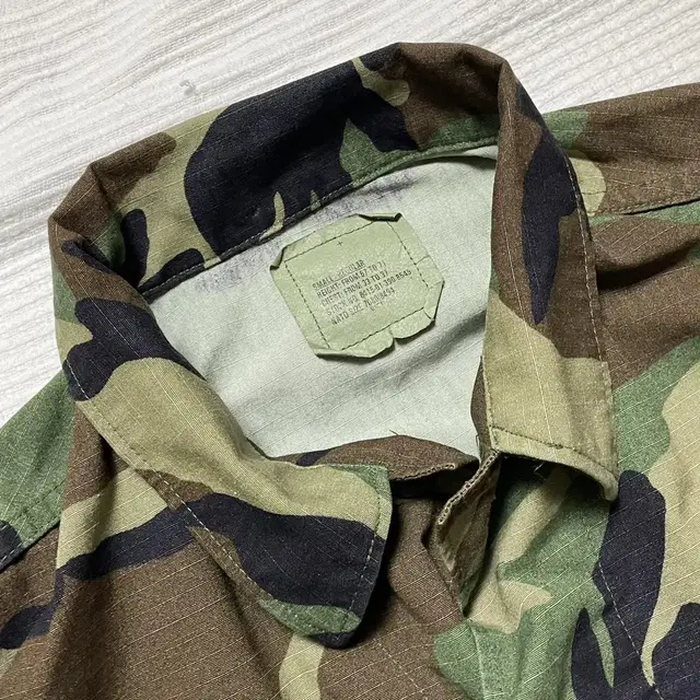 [이사SALE]US AF combat shirts small