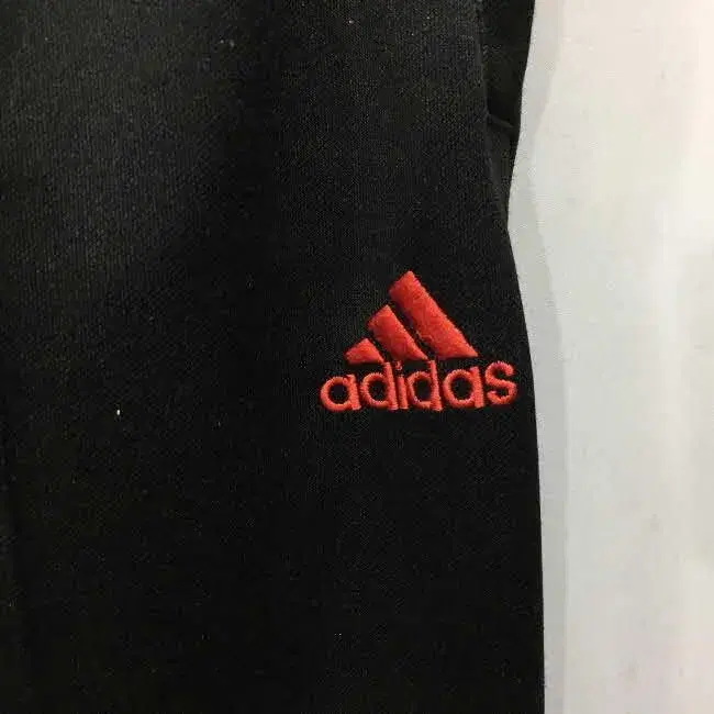 Z3491 아디다스 테이퍼드팬츠 트랙팬츠 (32-34) ADIDAS