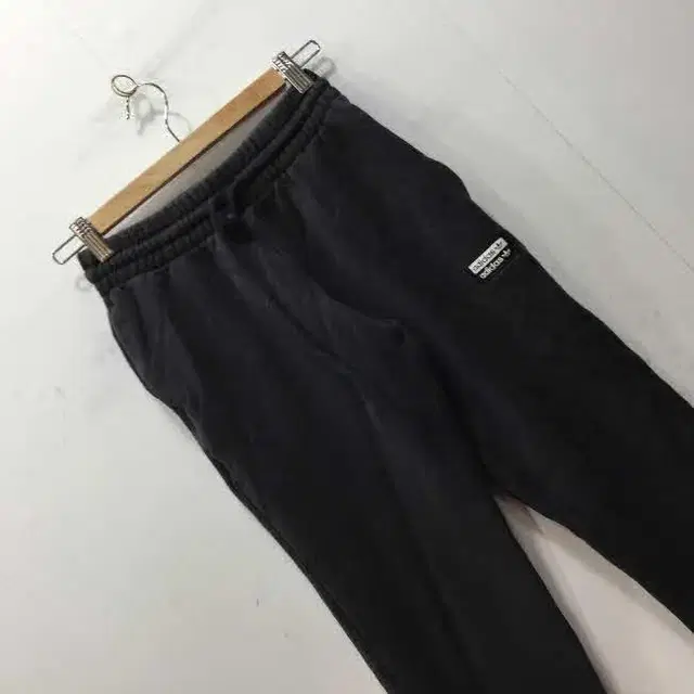 Z3494 아디다스 오리지널 조거팬츠 (여28-30인치) ADIDAS