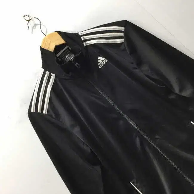 Z3512 Adidas Slim Fit 3S Training Jacket (No. 100) ADIDAS