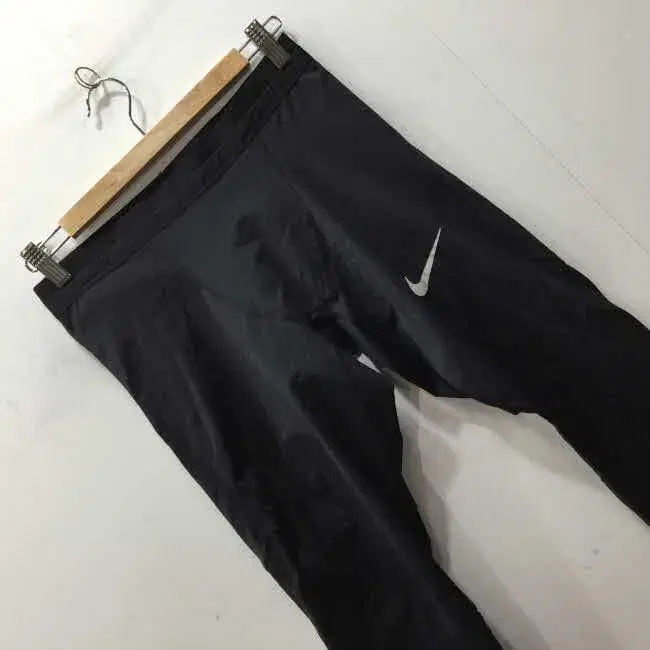 Z3537 나이키 DRI FIT 스판덱스 기능성 팬츠 (여M) NIKE