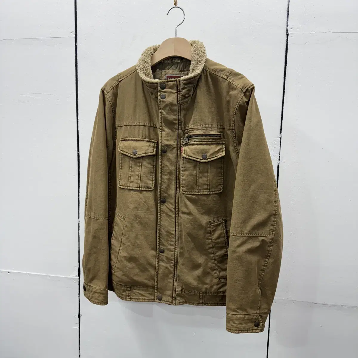 [L] Levi's Desert Trekker Jacket