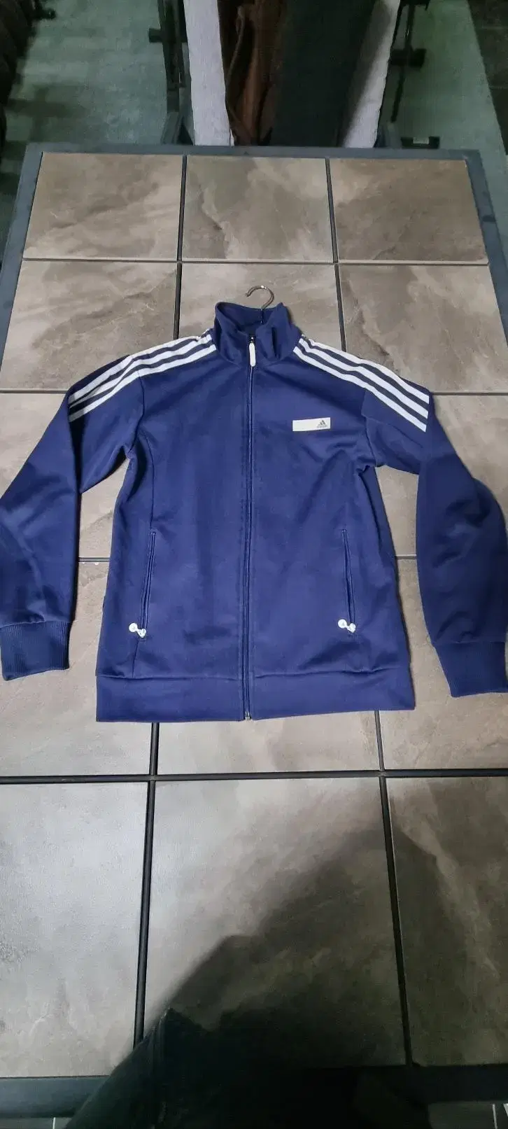 Adidas Sweatshirt size 95