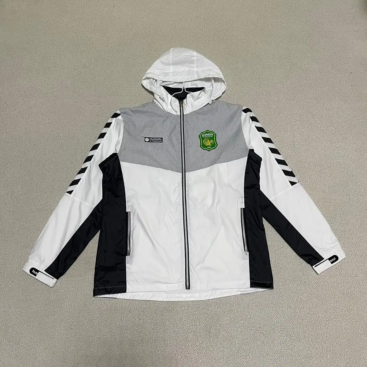 XXL Hemmel Jeonbuk Hyundai Windbreaker N.2760