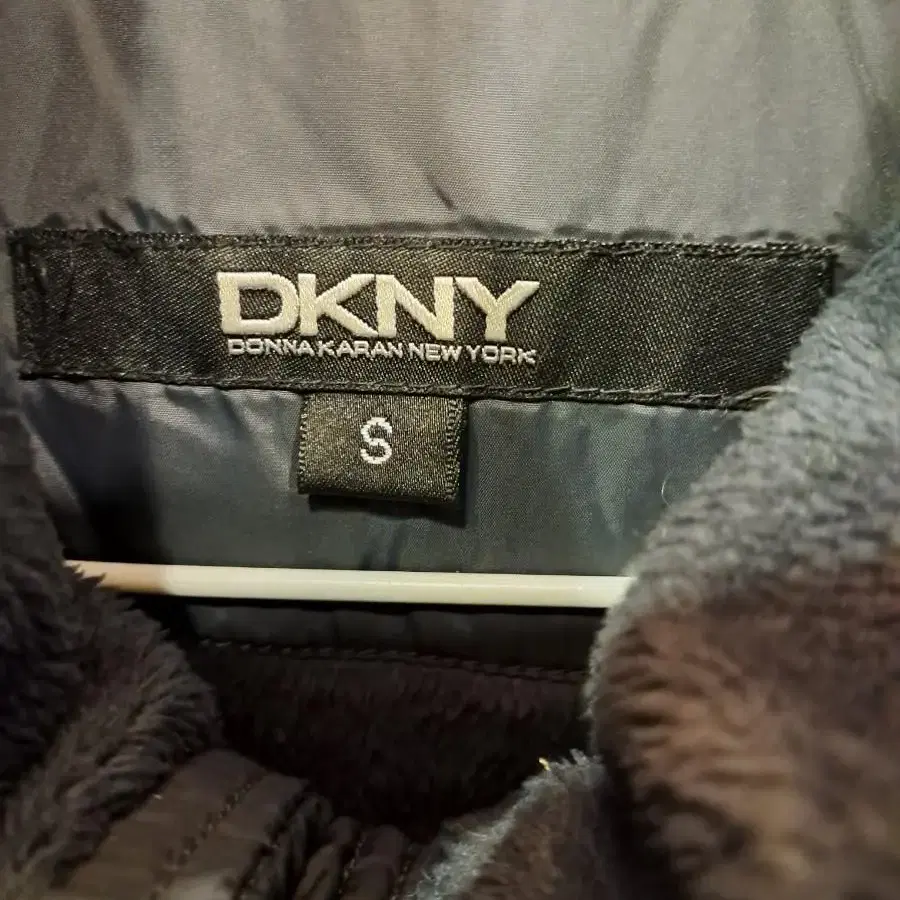 dkny 롱다운패딩