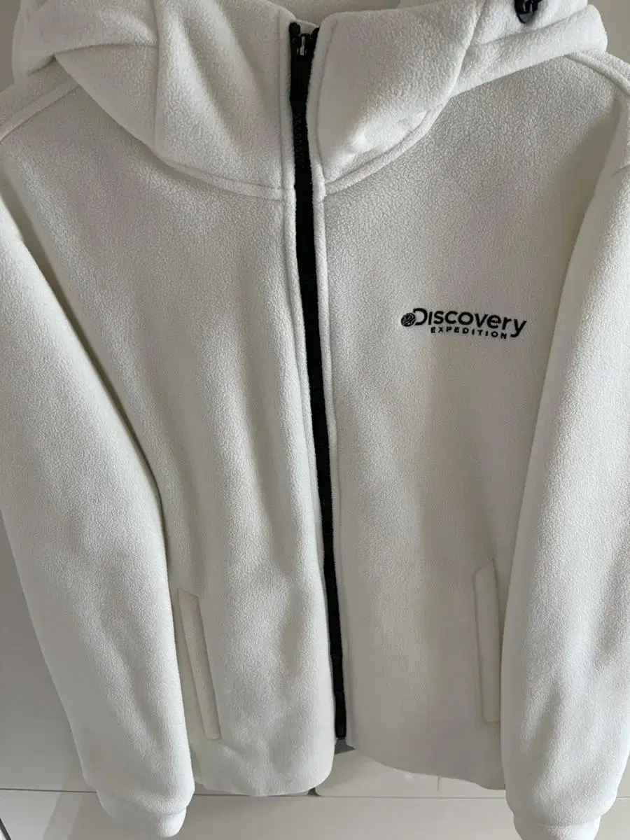 Discovery Hurricane Outer