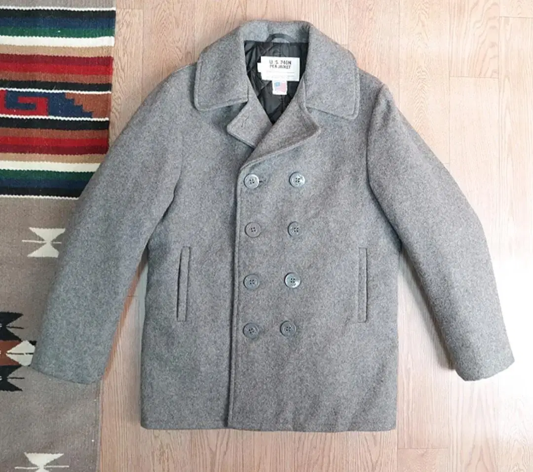 Schott Short 740N 10-Button Peacoat in excellent condition