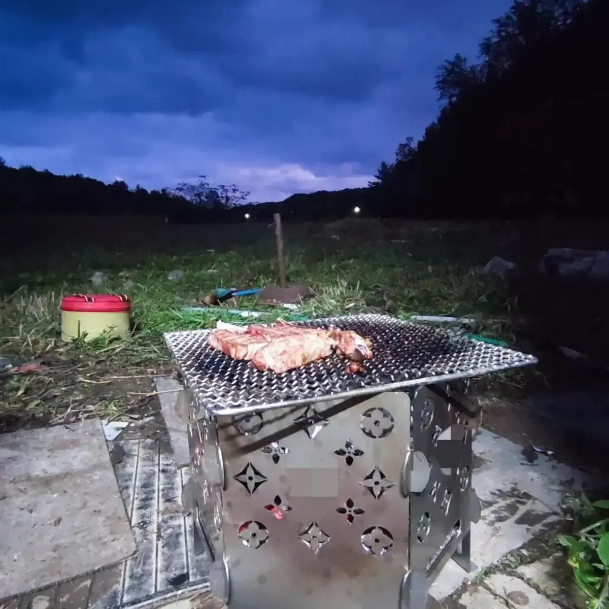 캠핑용 불멍 화로대(미사용품) 팝니다.