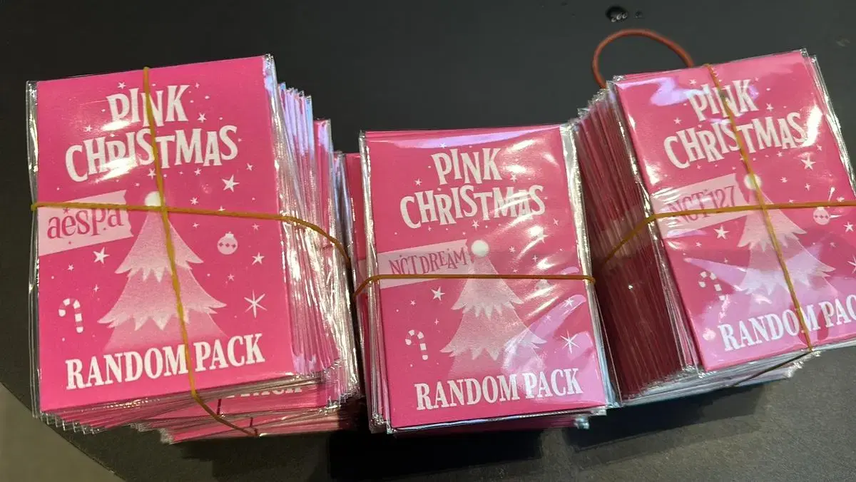 Pink Christmas Random Pack nct aespa wts