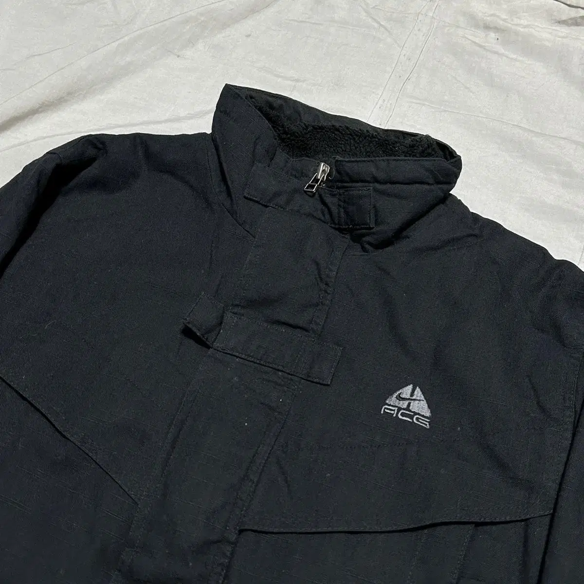 M Nike ACG Tracking Jumper