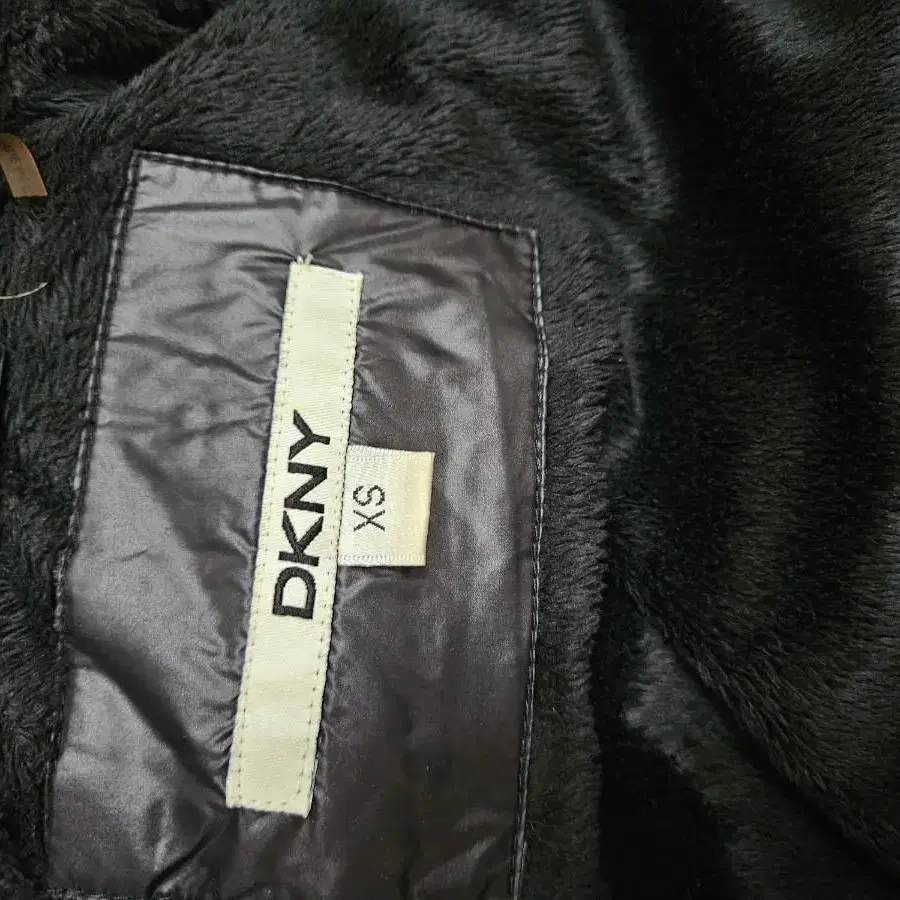 DKNY 롱패딩