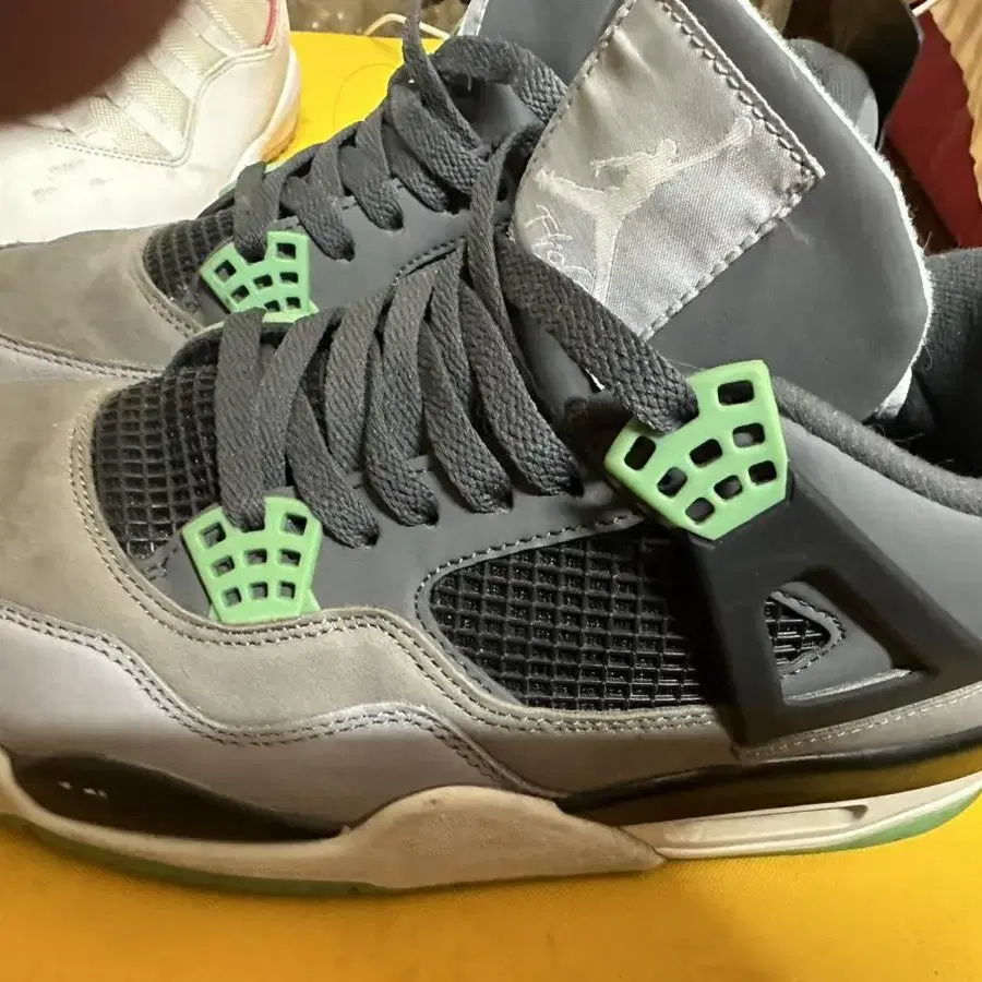 Jordan Air Jordan 4 retro green glow